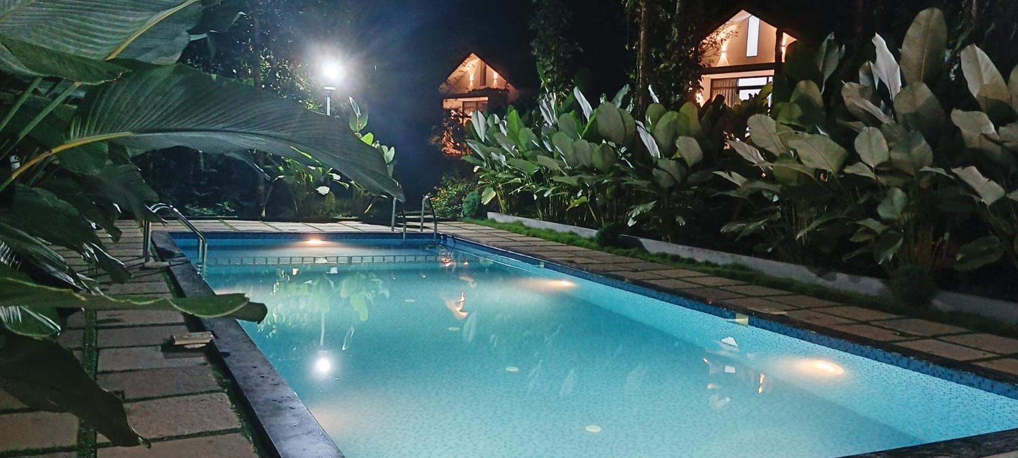 Le Vista Resort สุลต่านบาเทรี ภายนอก รูปภาพ