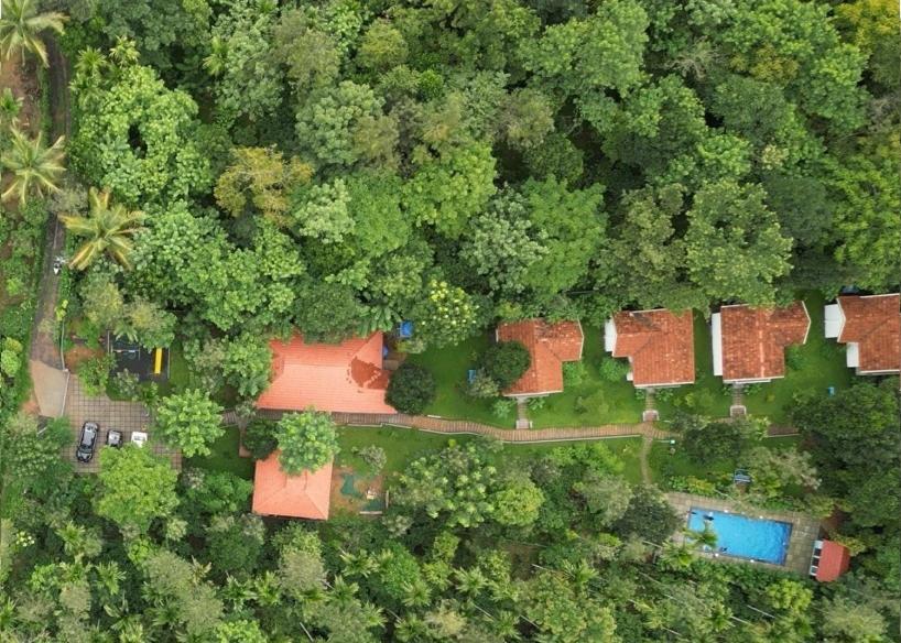 Le Vista Resort สุลต่านบาเทรี ภายนอก รูปภาพ