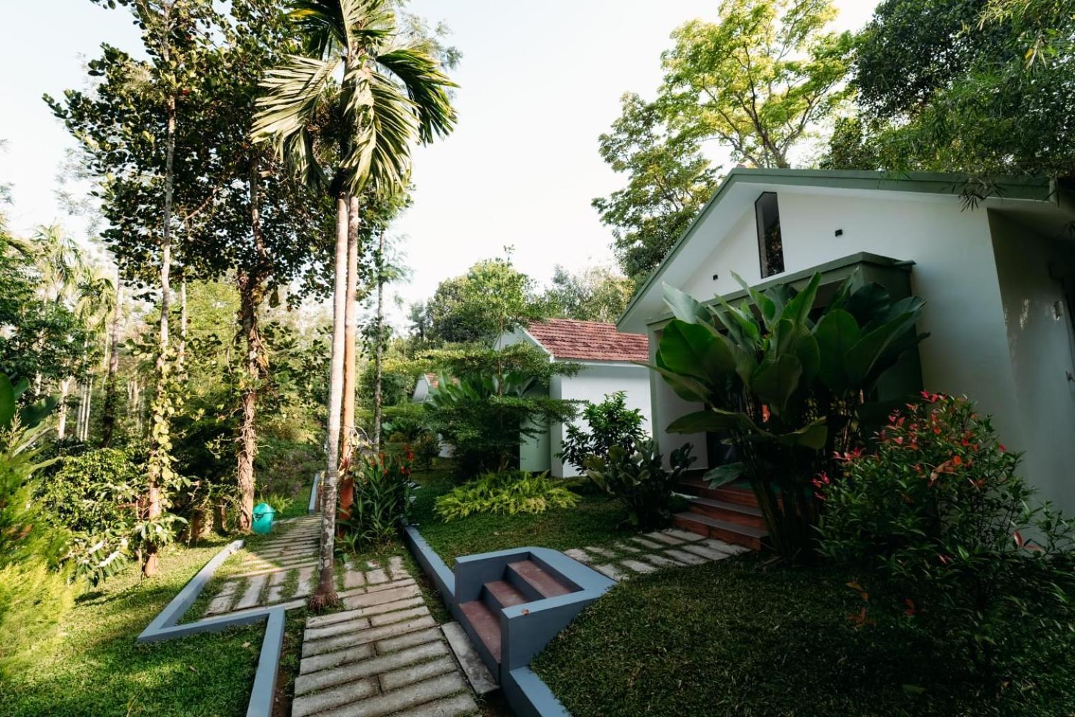 Le Vista Resort สุลต่านบาเทรี ภายนอก รูปภาพ